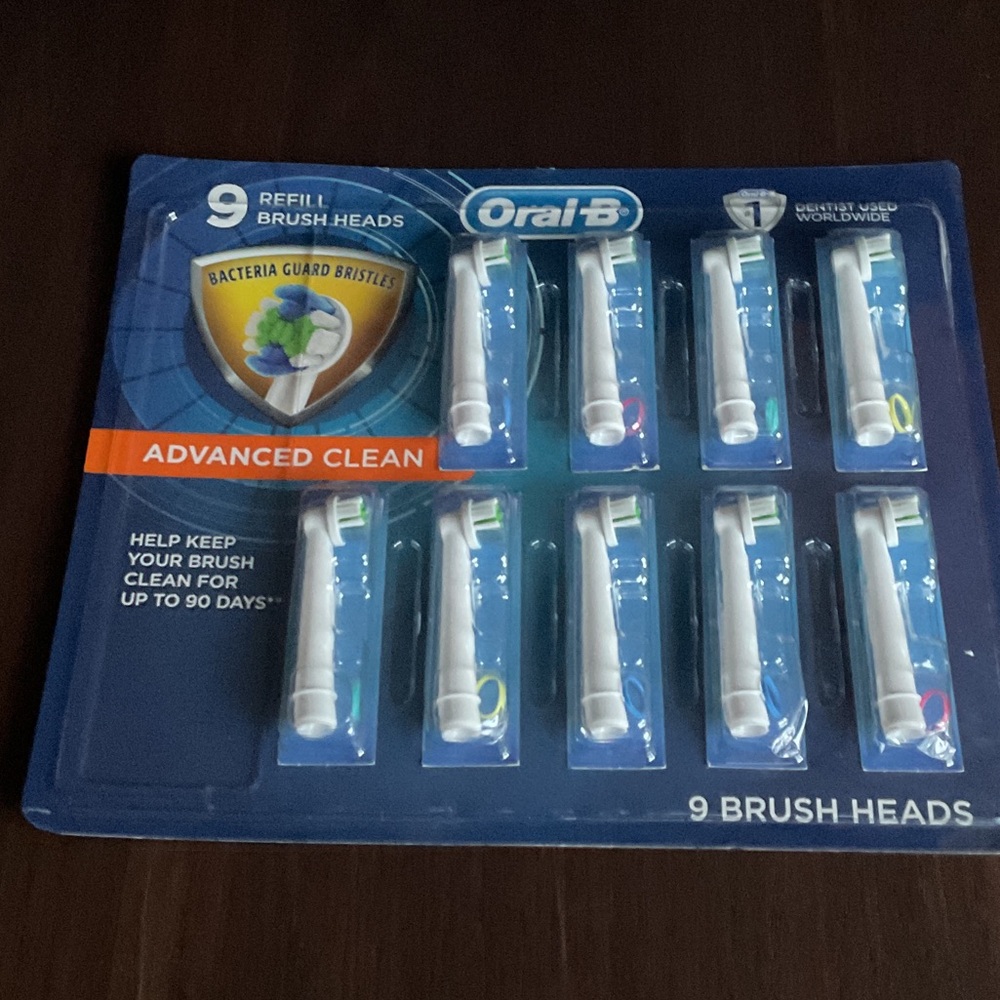 Oral-B Advanced Clean Refill Brush Heads - White